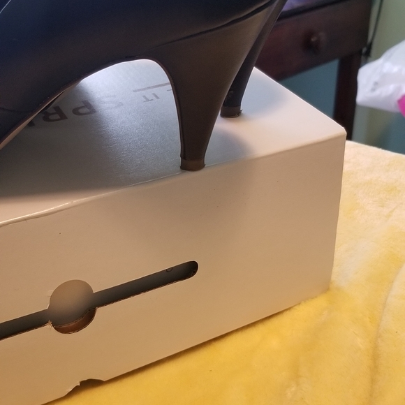 Black Professional heels - Picture 3 of 6